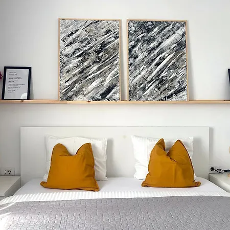 Vista Apartment